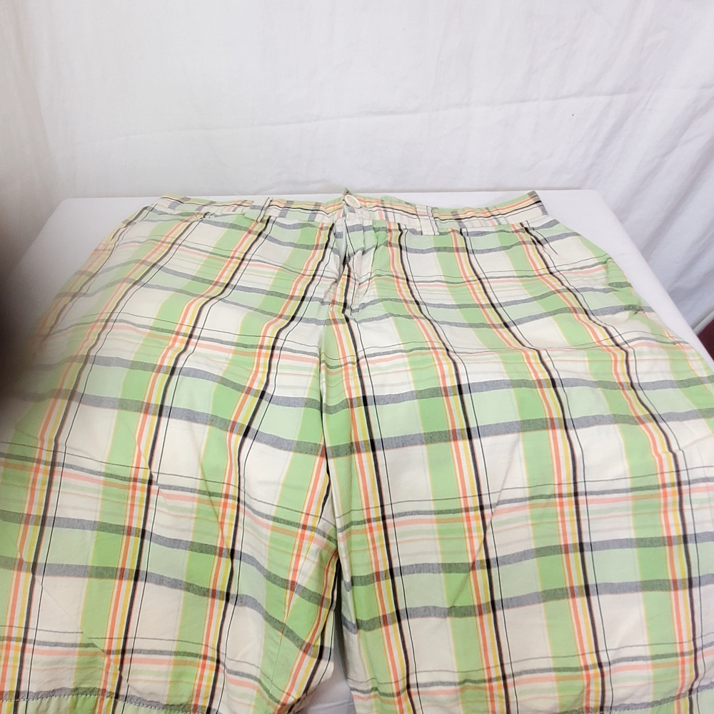 Lacoste Men's Plaid Shorts in Green and Cream